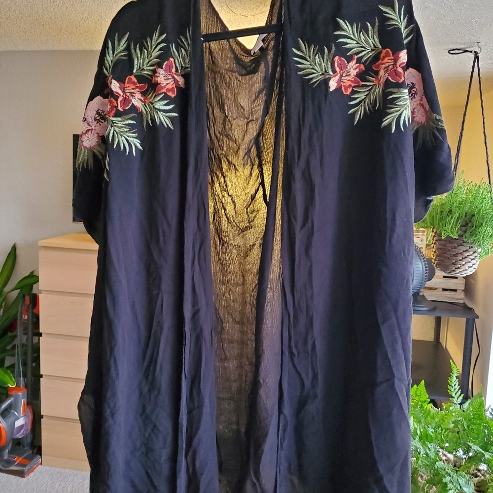 Xhileration M/L Floral Kimono- Beach Cover Up